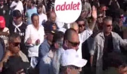 Maltepe'ye gelişte Kılıçdaroğlu'na etten duvar
