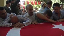 Bitlis'te Şehit Olan Jandarma Uzman Onbaşı Ibrahim Halil Ateş Son Yolculuğuna Uğurlandı (2)