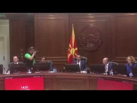 Fillon mbledhja parë e Qeverisë