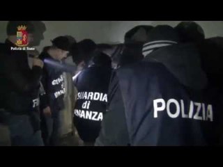 Ora News - Mbi 50 mijë përgjime telefonike për shkatërrimin e rrjetit italo-shqiptar