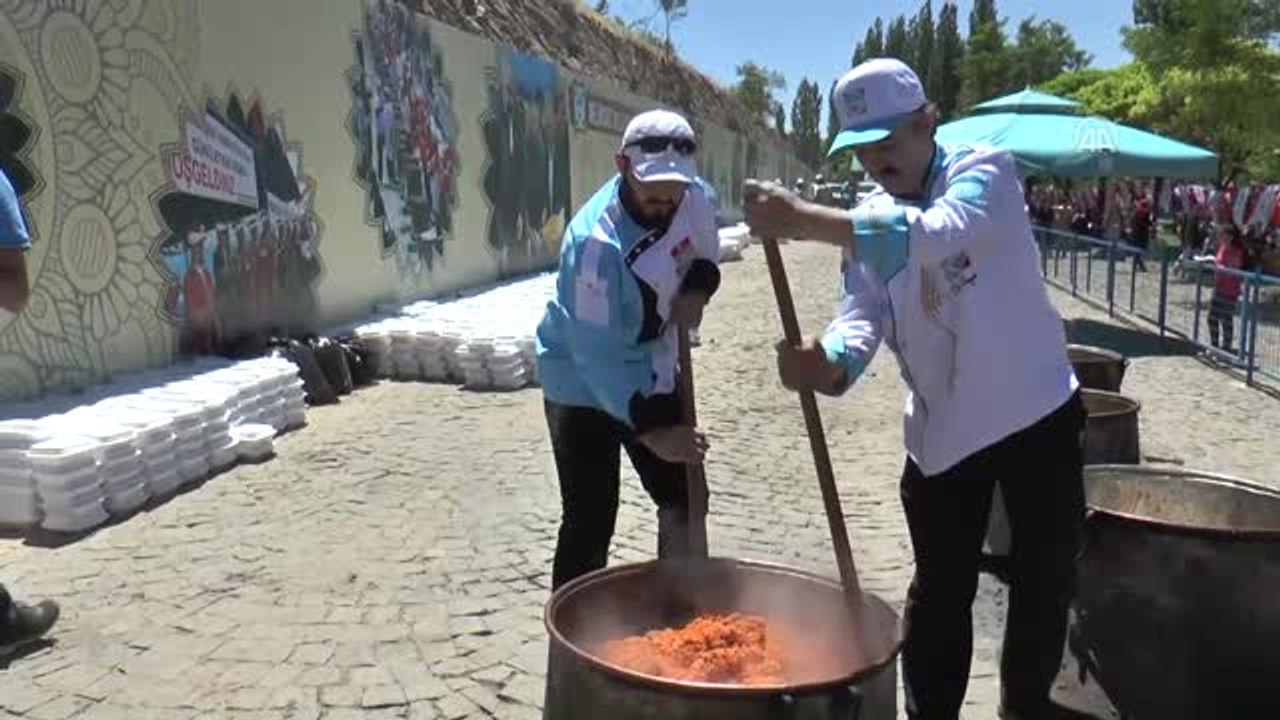 Çevre ve Şehircilik Bakanı Özhaseki