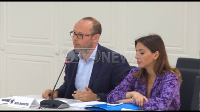 Ora News - KQZ: 24 ekspertë auditojnë shpenzimet e fushatës