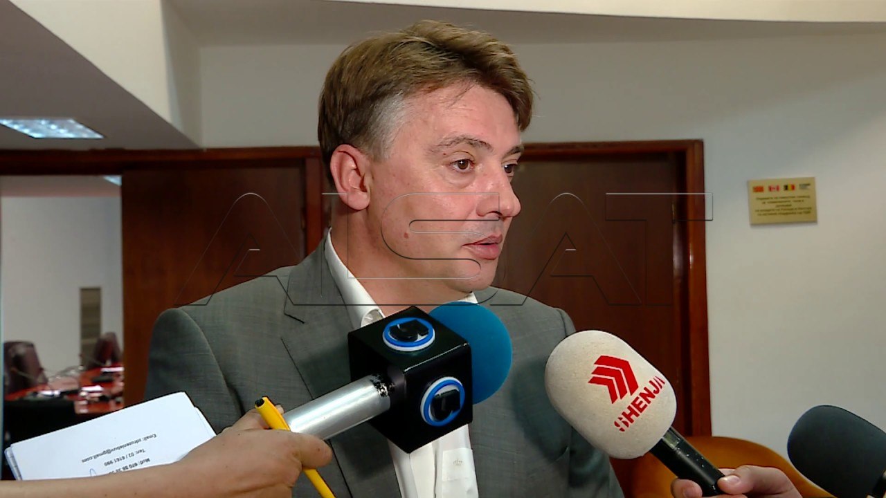Иницијатива за помилување на насилниците од 27...