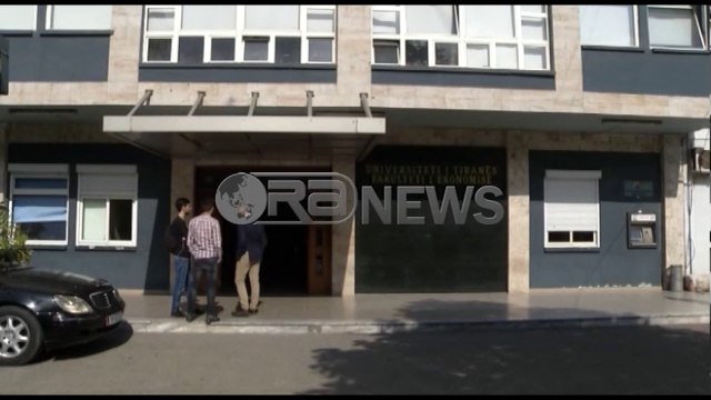 Ora News - Studentët peticion Ramës: Nuk mbështetemi nga shteti për përgjysmim të tarifës