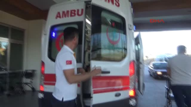 Karaman Tarım Işçilerini Taşıyan Minibüs Takla Attı: 17 Yaralı