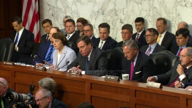 Ish drejtori i FBI-së, quan Trumpin gënjeshtar - Top Channel Albania - News - Lajme