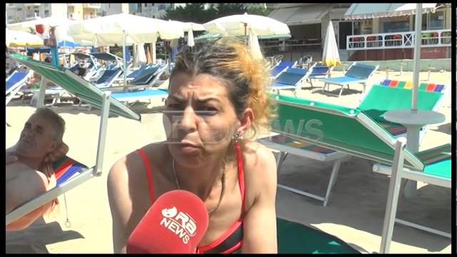 Ora News – Plazhi i Durrësit mbushet me pushues nga Kosova dhe Maqedonia