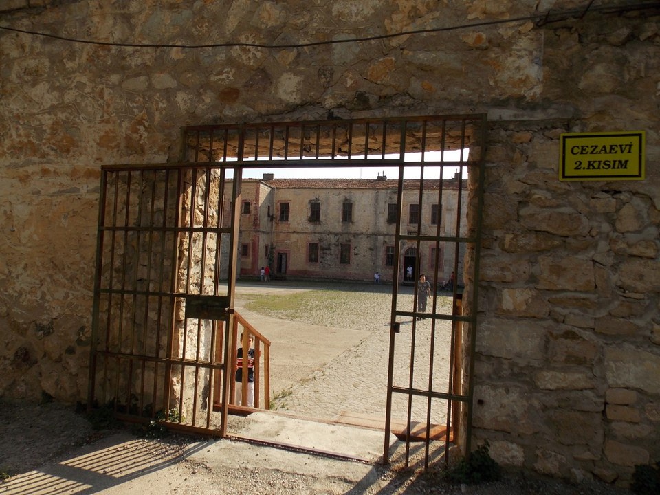 TARİHİ SİNOP CEZAEVİ (Date Sinop Prison)  ( HD )