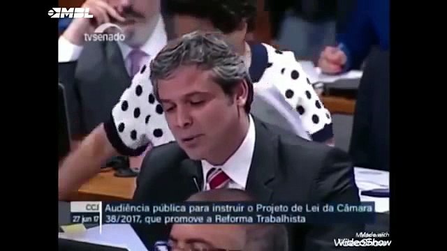 Lindbergh Farias passa vergonha na CCJ