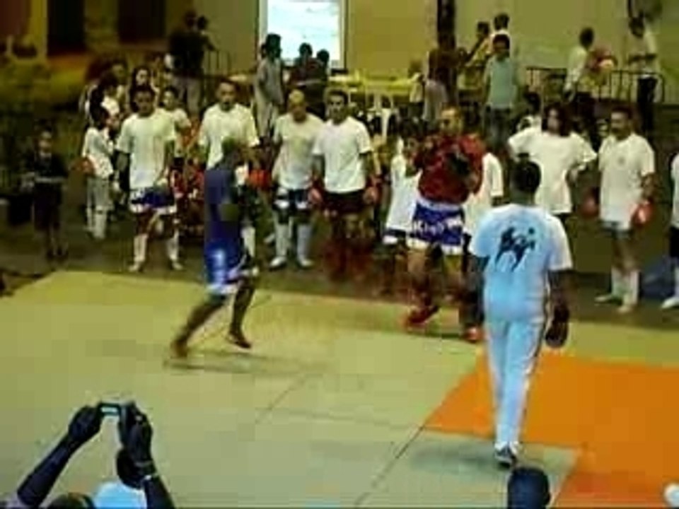 Kick marmail land