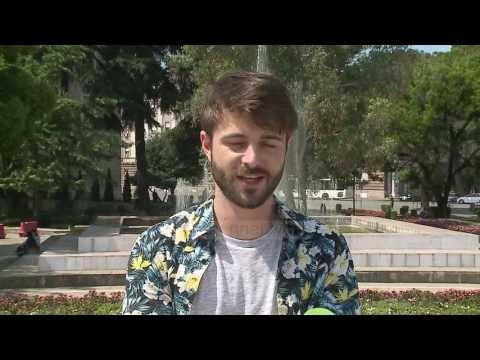 Dashuri franceze - Top Channel Albania - News - Lajme
