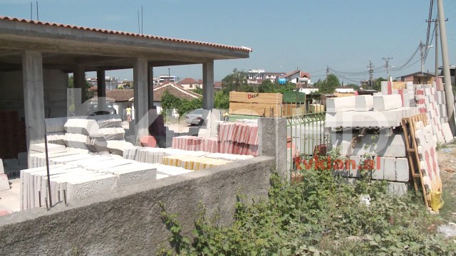 Tritol makines së oficerit të Krimeve të Krujës, polici: Dyshoj tek aksionet kundër kanabisit