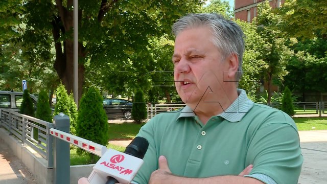 Гацов: Мора да има промена во даночната политика