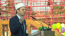 Bajrami i Madh, besimtarët falin Namazin në sheshin e ri - Top Channel Albania - News - Lajme