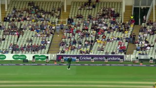 Unbelievable Finish As Missed Run Out Gives Bears Victory - Birmingham v Notts T20 Blast 2017