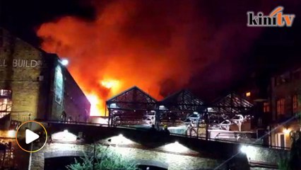 Fire destroys London's Camden Market