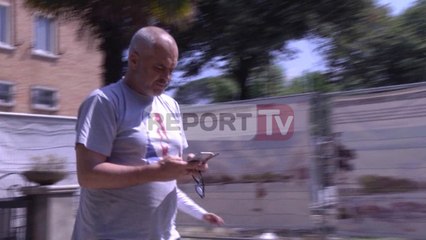 Report TV - Kryeministri Edi Rama mbërrin në selinë e PS-së