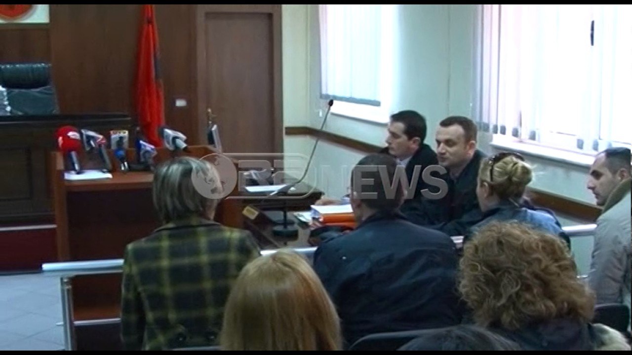 Ora News - Pretenca - Prokuroria e Vlorës kërkon 9 vjet burg për Shpëtim Gjikën