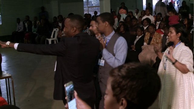 Shocking;Prophet Edd fluently speaks in foreign languages whilst Prophesying