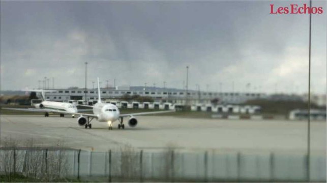 Le patron d’Air France veut des “mesures d’urgences” dans les aéroports