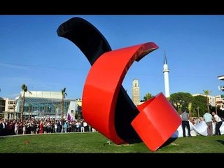 Report TV - Kreu i Bashkisë së Kavajës do heqë Obeliskun kuqezi