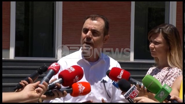 Ora News - Gara për kreun e ri të partisë, PD mbledh sot kryesinë
