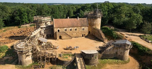 "Château de Guédelon"