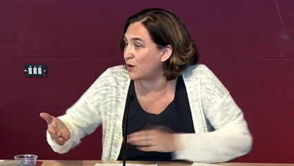 Ada Colau, 'disposada' a anar a votar l'1-O