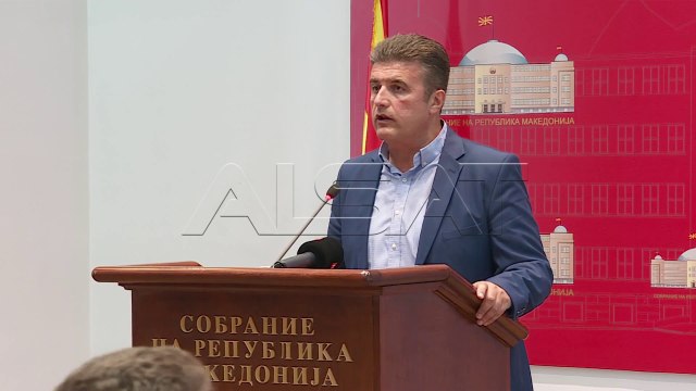 Парламентарното мнозинство реагира за бројот на пратенички групи на ВМРО ДПМНЕ