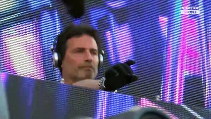 Electroland à Disneyland Paris : Richard Orlinski répond aux questions de Non Stop People (Exclu Vidéo)