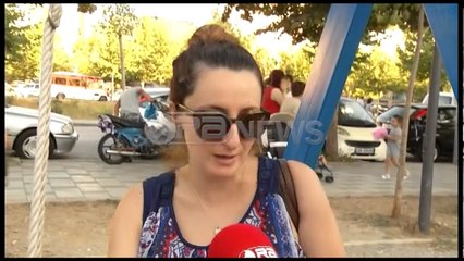 Ora News – Këndet e dëmtuara të lodrave, prindërit: Ka patur incidente, të merren masat