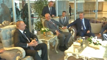 Cumhurbaşkanı Erdoğan Liderlerle Bir Araya Geldi