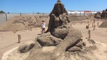 Antalya Kum Heykellerde 15 Temmuz Köşesi