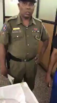 Worms at Chicken curry - Salt and Pepper