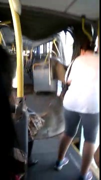 Ce bus à accordéon s'explose en 2 en plein trajet !
