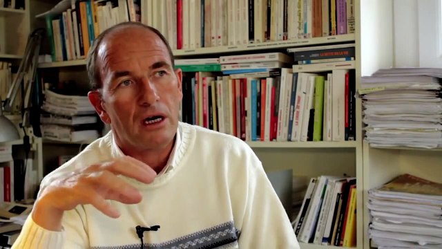 Etienne Chouard | Complotiste ?