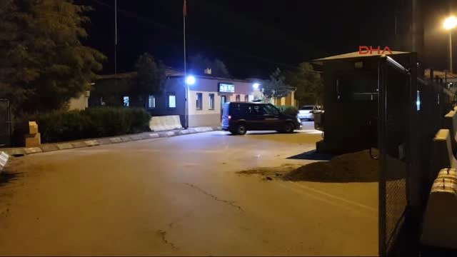 Düzce Otobüsteki Türk Bayrağını Indirmek Isteyen Yolcuya Gözaltı