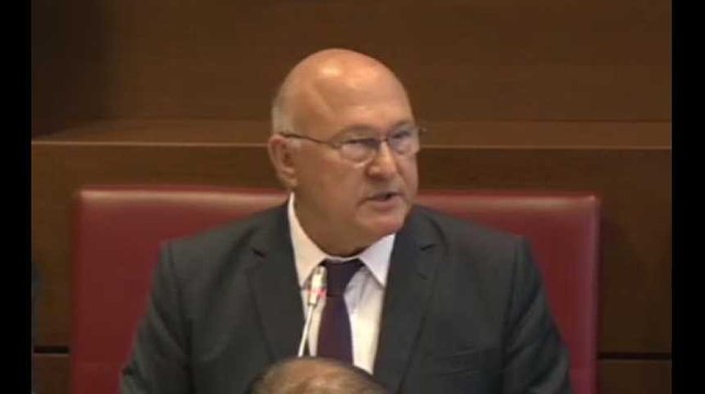 Michel Sapin: Pierre Joxe ou Philippe Séguin n'aurait pas agi ainsi