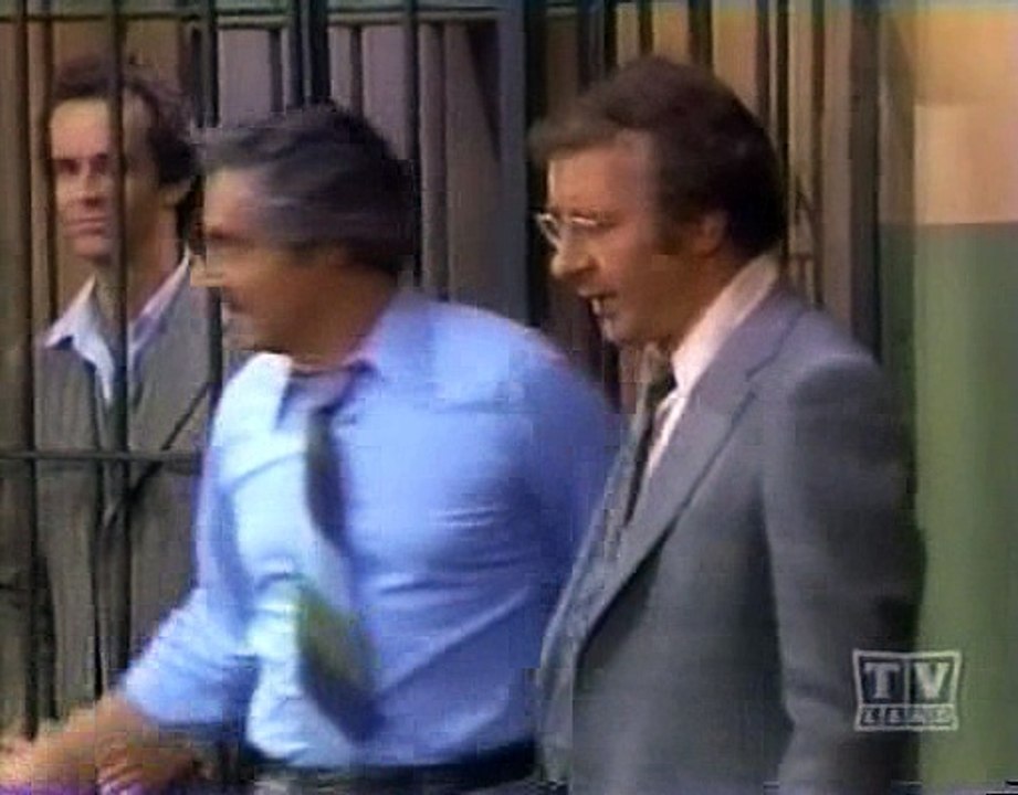 Barney Miller S06E20 The Architect