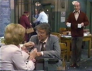 Barney Miller S08E17 Old Love