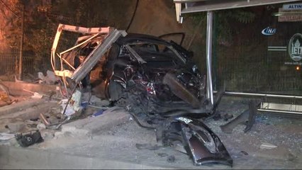 Otobüs Beklediği Durakta Can Verdi