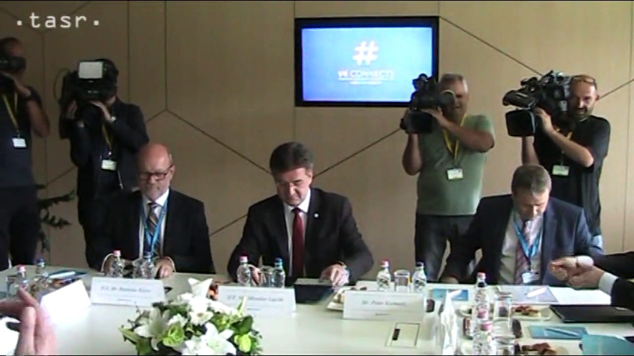 Lajčák: V4 sa sústreďuje na veci týkajúce sa života svojich občanov