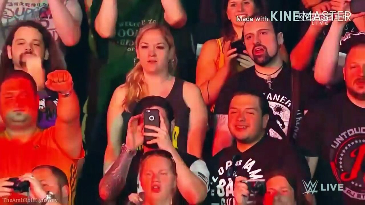 Vince McMahon BEST ENTRANCE EVER (AMAZING CROWD)