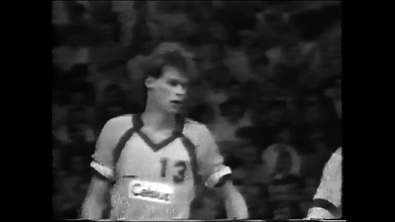 Στο φιλέ ρε πούστη