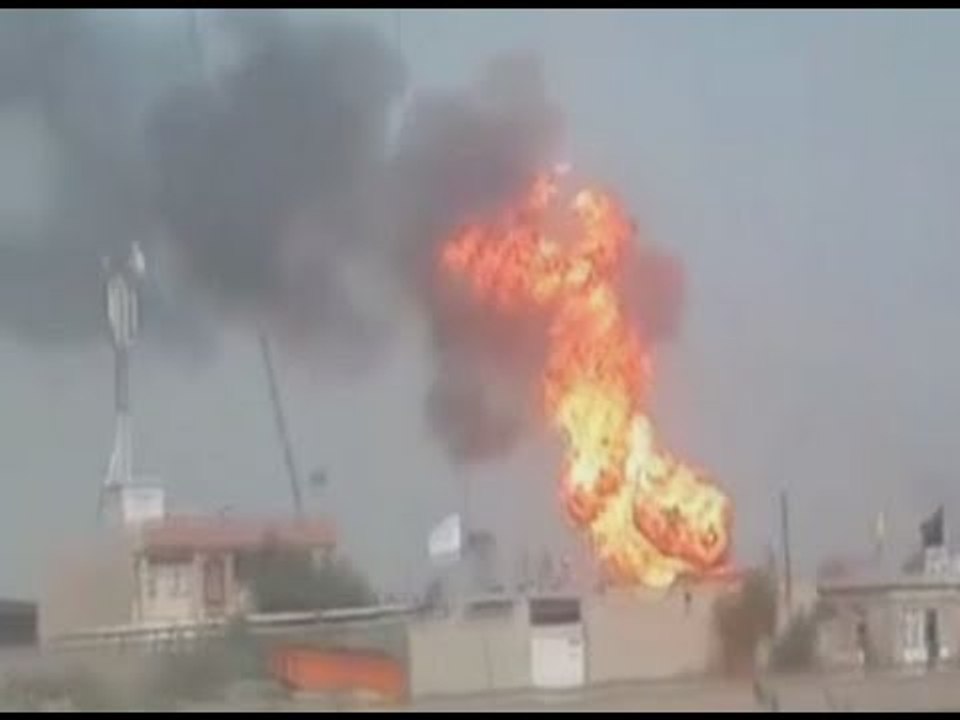 ISIS suicide bombers attack Iraqi gas plant near Baghdad