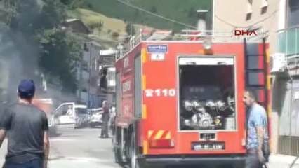 Artvin'de Polis Aracı Yandı