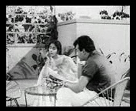 Wo teer Dil Pe Chala jo teri kaman mian hain Mahmmod super hit Songs old black and Whit