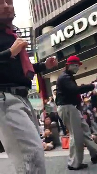 Super dancers