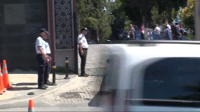 Cumhurbaşkanı Erdoğan ve Başbakan Yıldırım 15 Temmuz Şehitliği'nden Ayrıldı