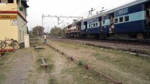 [HD] TKD WDM-3A Varuna Express - Dilkusha Cabin - March 2011